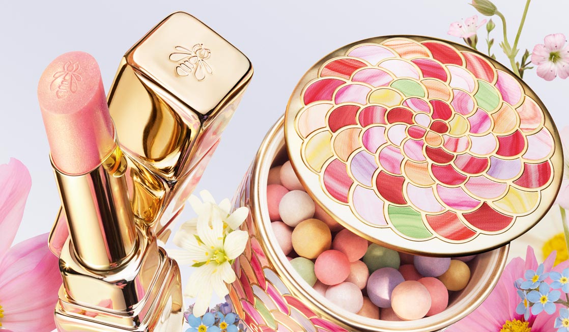 GUERLAIN  Kiss Kiss Bee Glow Lip Balm and Météorites Powder. 